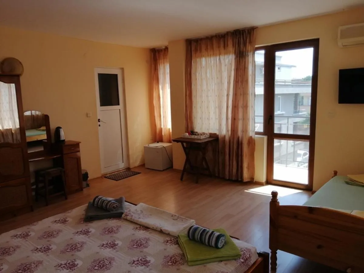 Guest House 