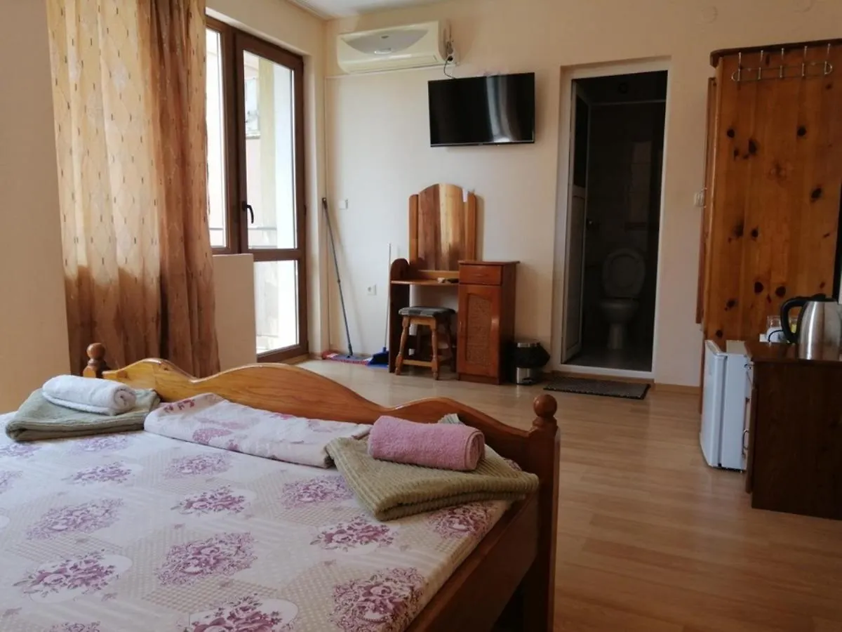 Guest House 