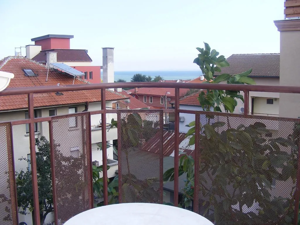 Guest House 