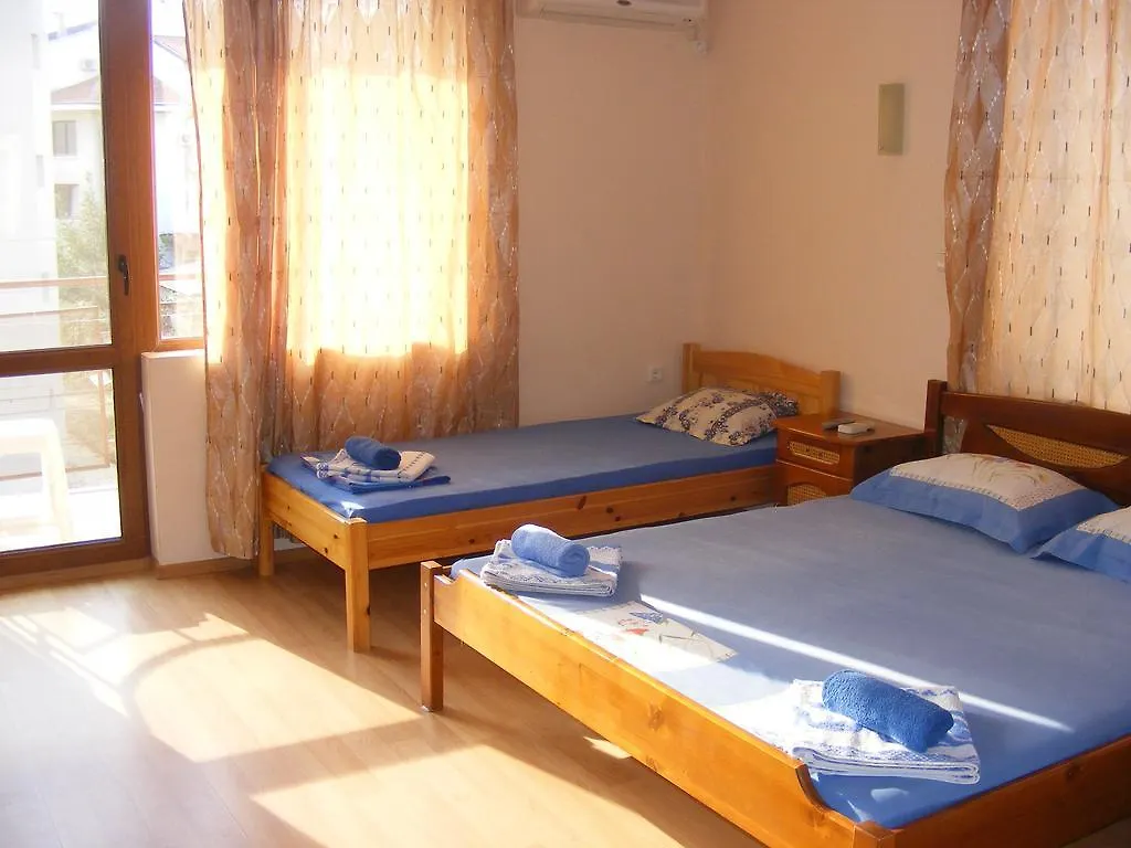 Guest House 