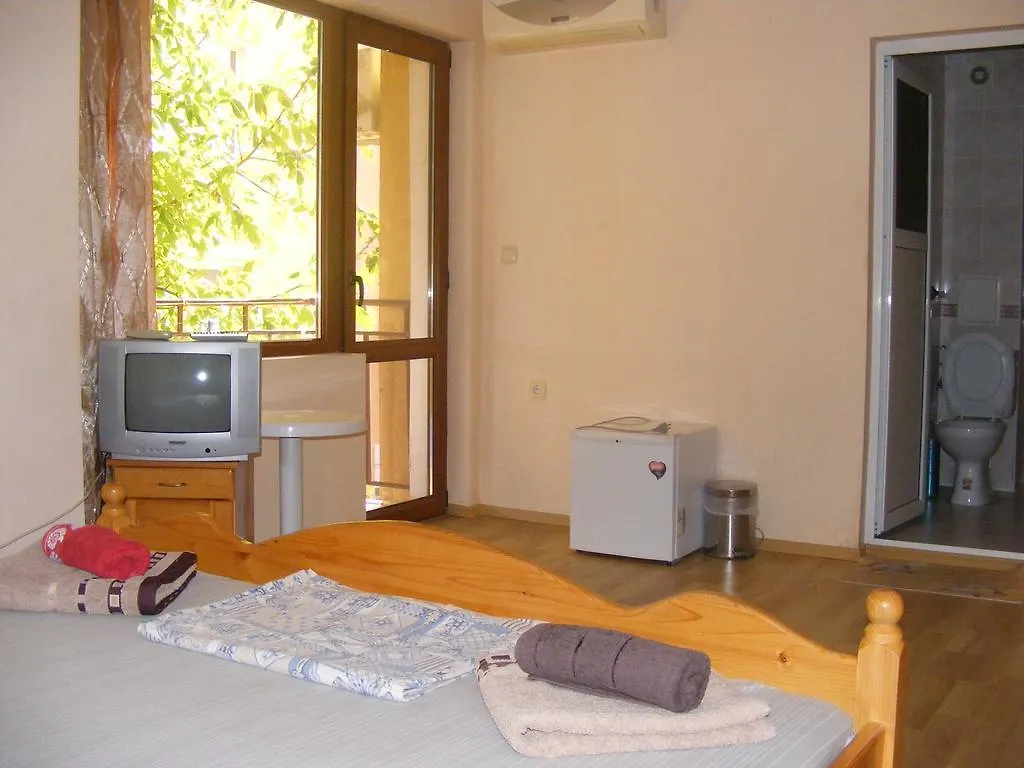 Guest House 