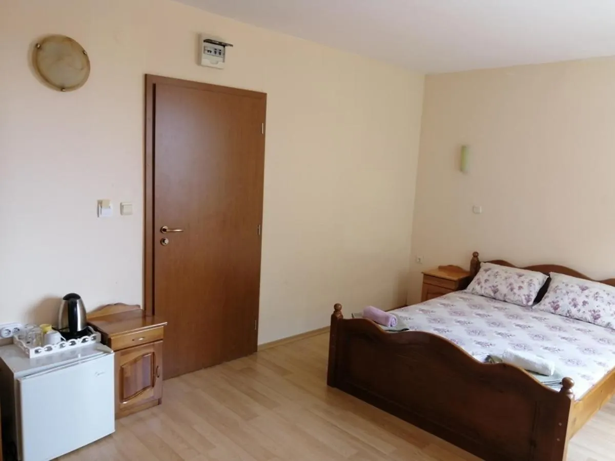 Guest House 