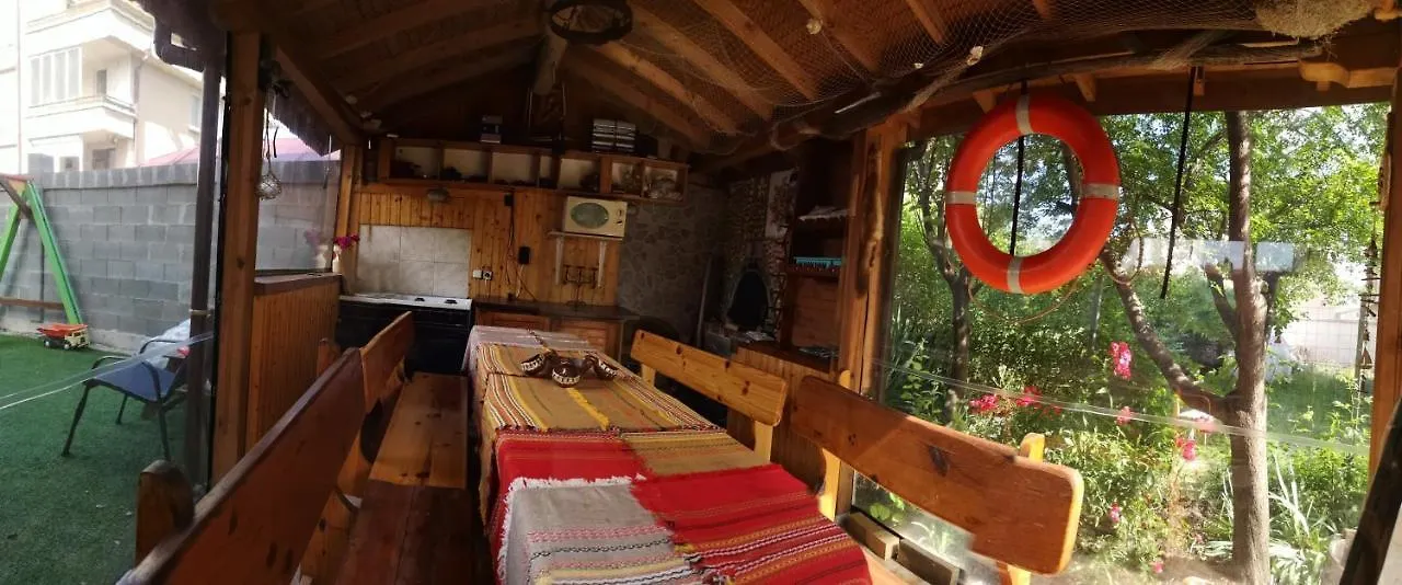 Guest House 