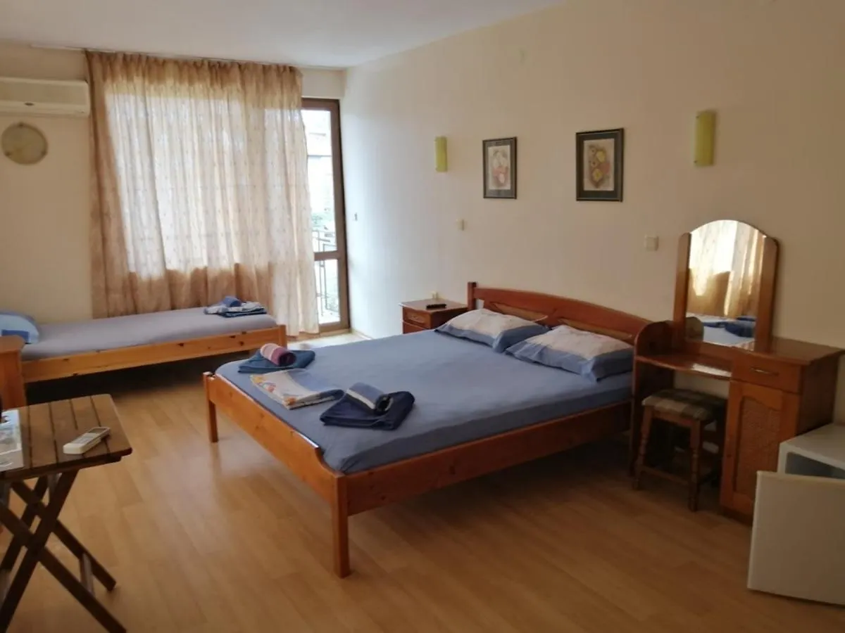 Guest House 