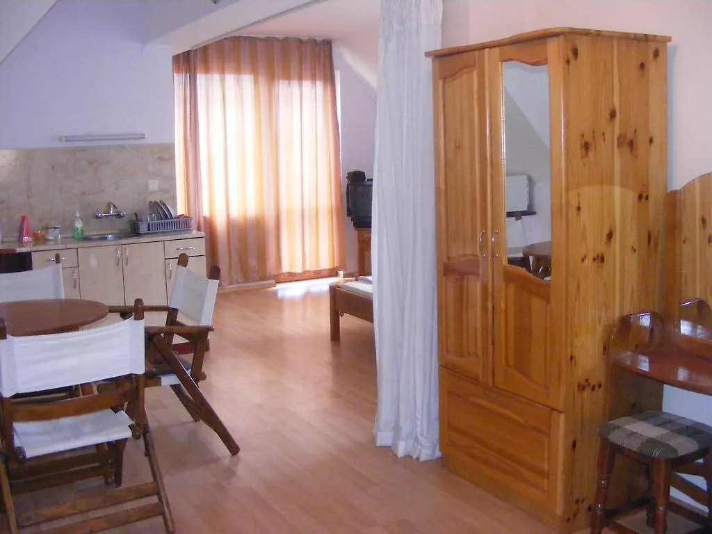 Guest House 