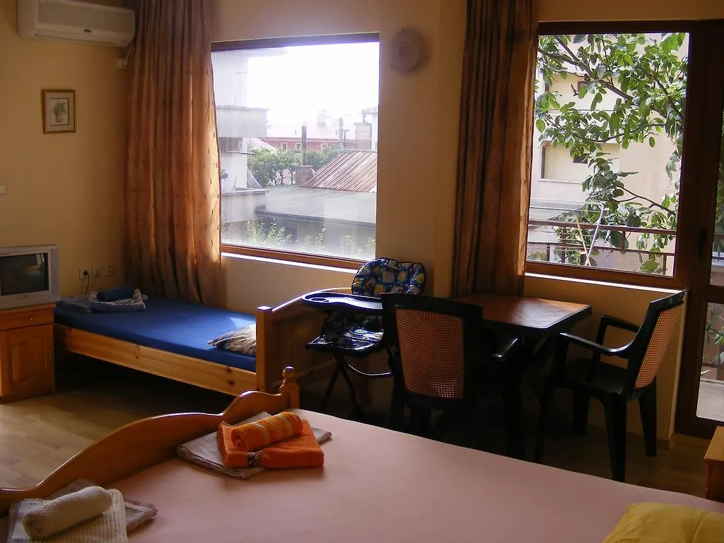 Guest House 